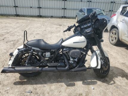 2018 HARLEY-DAVIDSON FLHXS STREET GLIDE SPECIAL